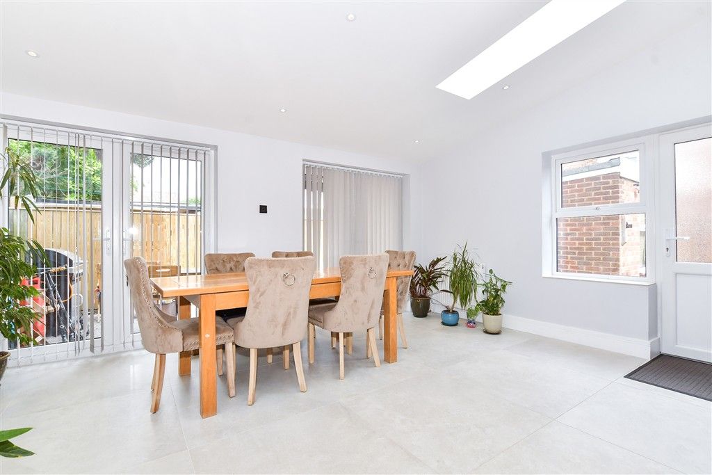 4 bed semi-detached house for saleSycamore Drive, Greenacres, Aylesford, Kent ME20