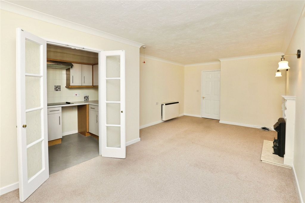 Property photo 3 of 13 Living Room