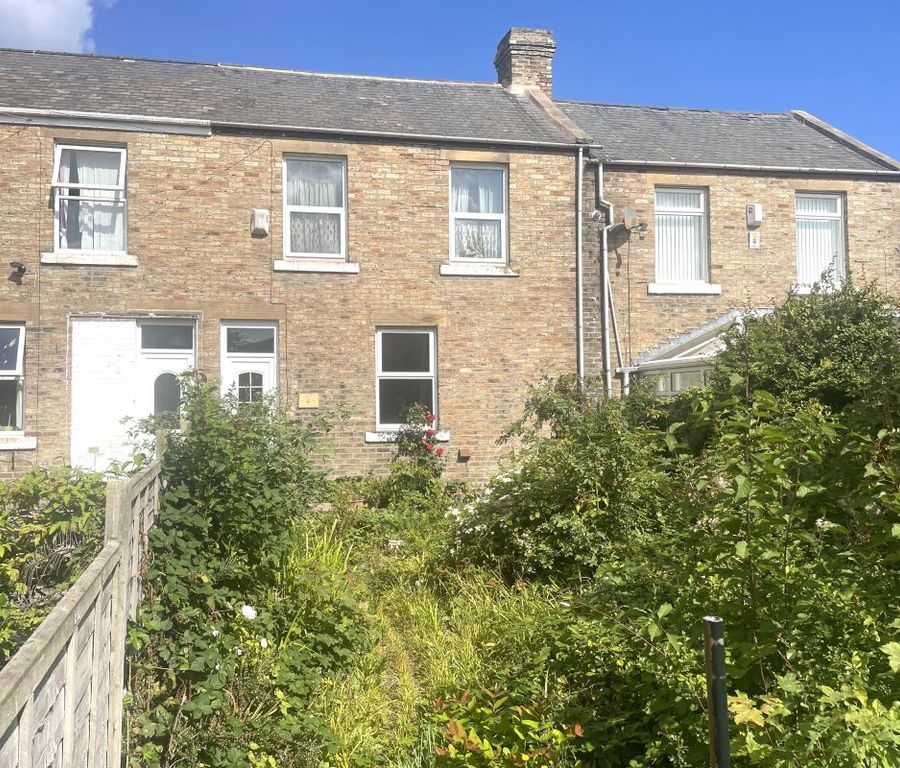 Property photo 1 of 2