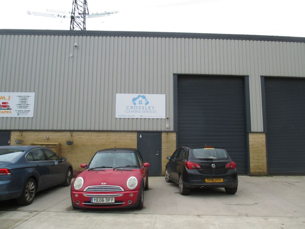 Property photo 1 of 3