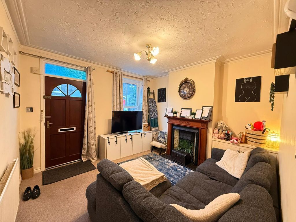 Property photo 3 of 12 Image