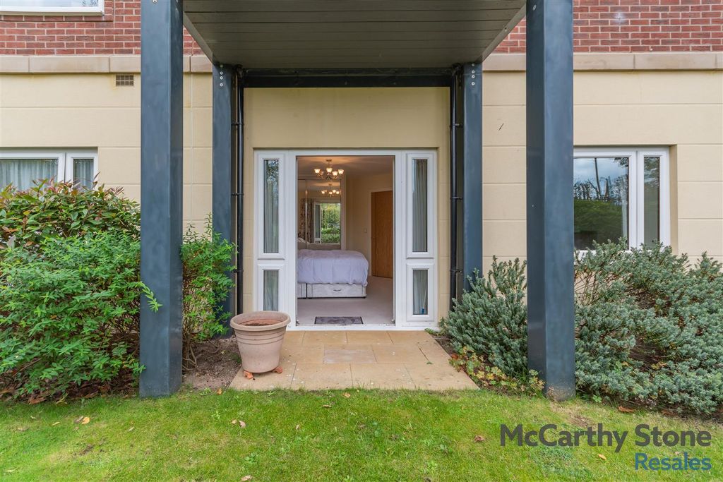 Property photo 1 of 20 8666853-Exterior06.Jpg