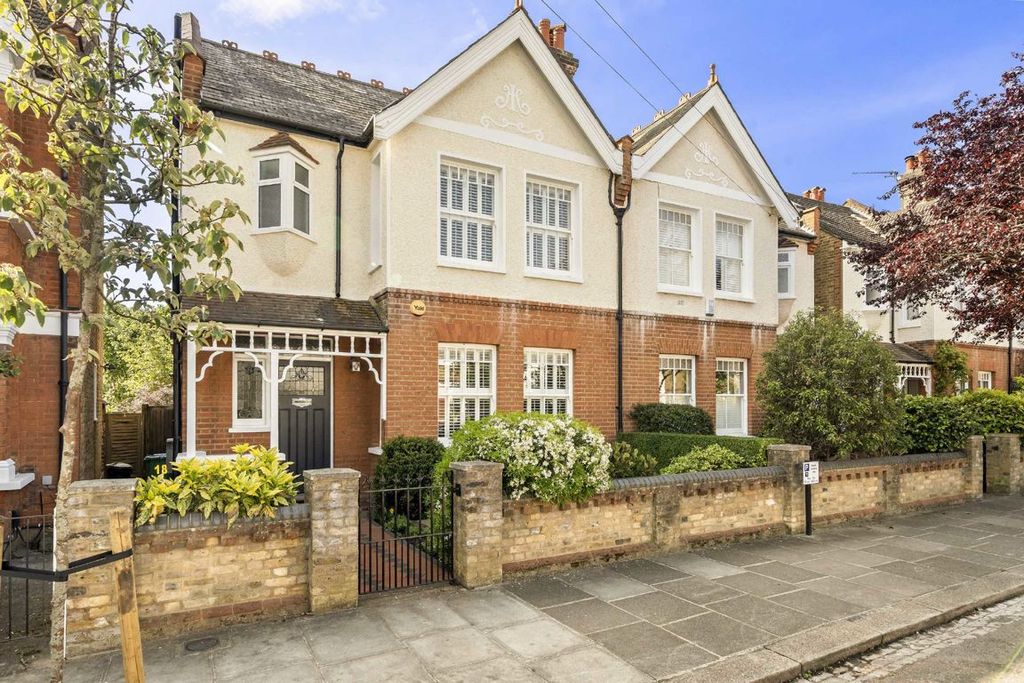 Property photo 1 of 10