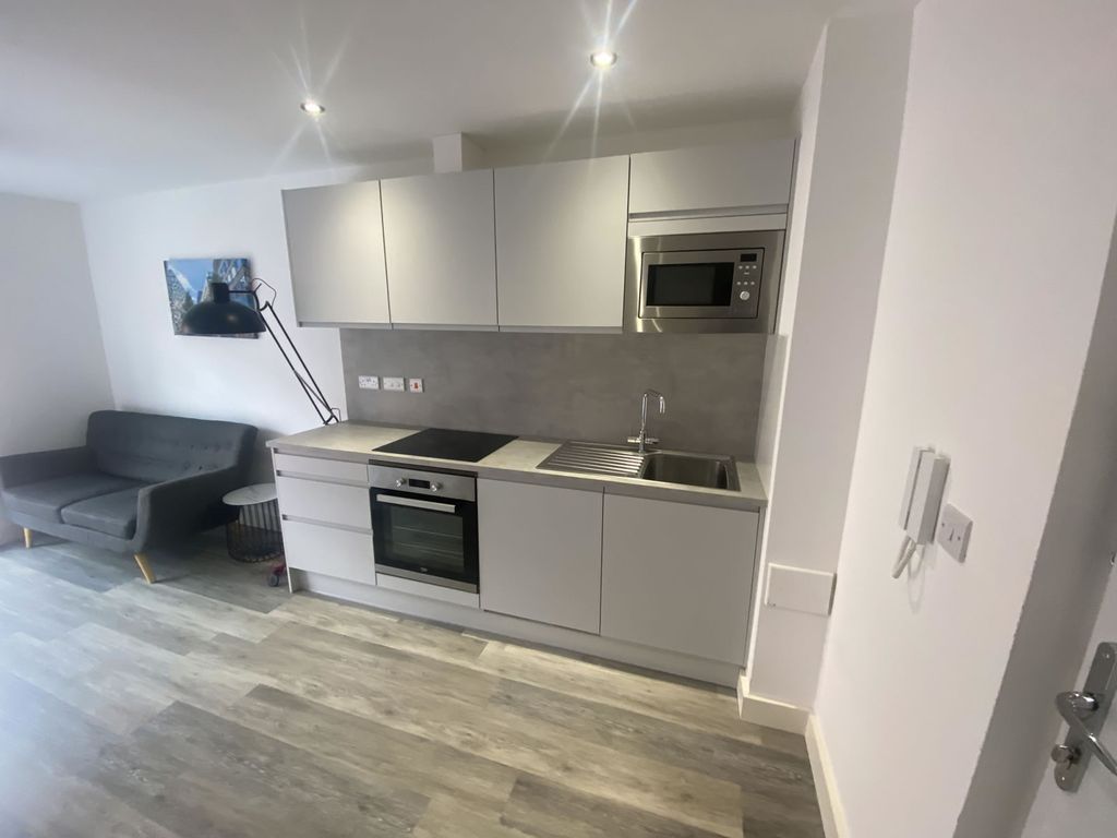 Property photo 3 of 5 29Palatine1.Jpg