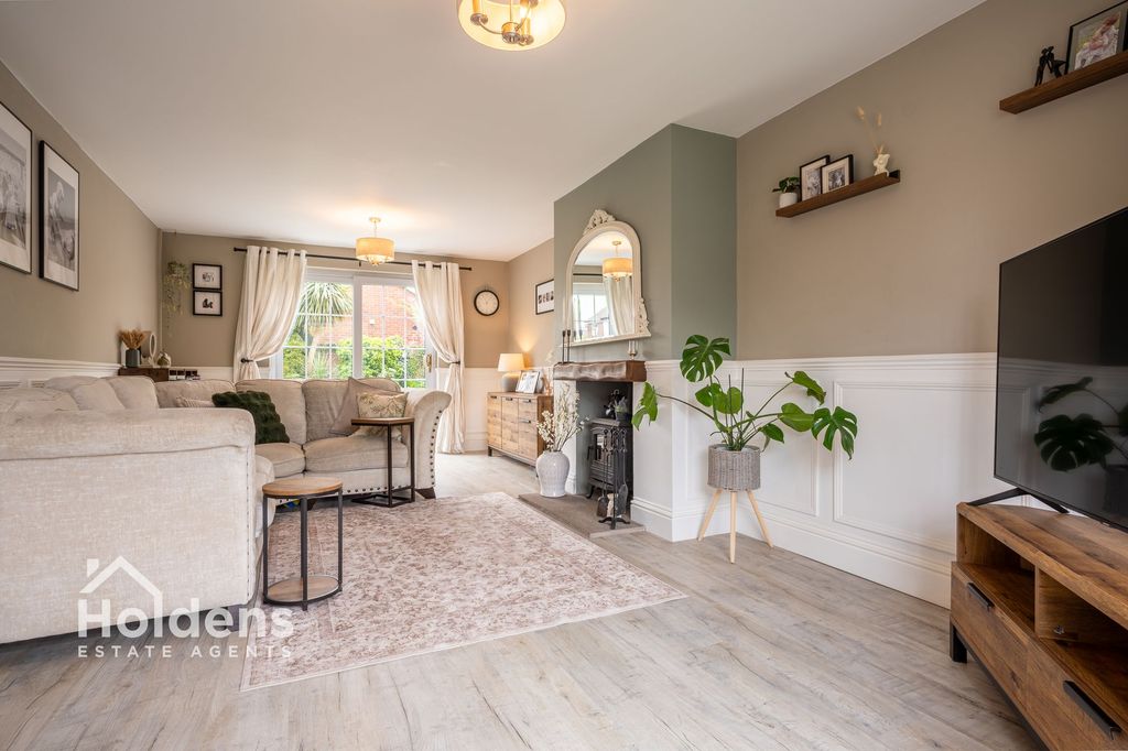 Property photo 2 of 30