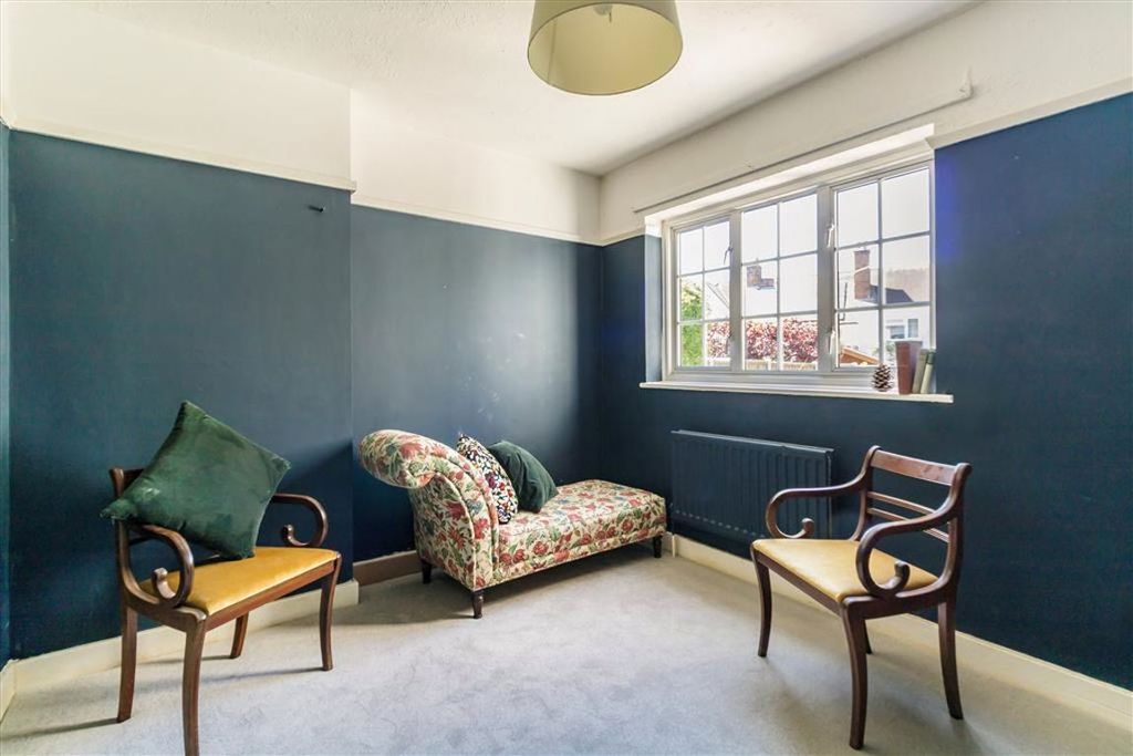 Property photo 2 of 6