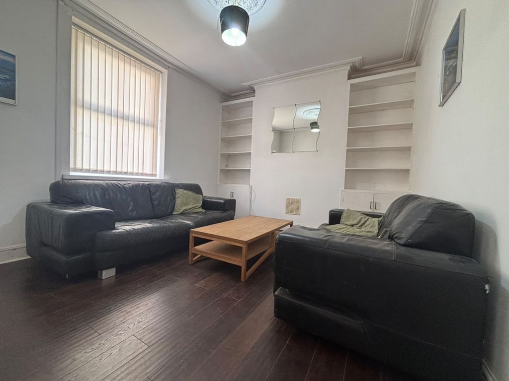Property photo 1 of 8 Lrg_6Dfa444E-d10F-47B0-B358-5Aee18B55dc6