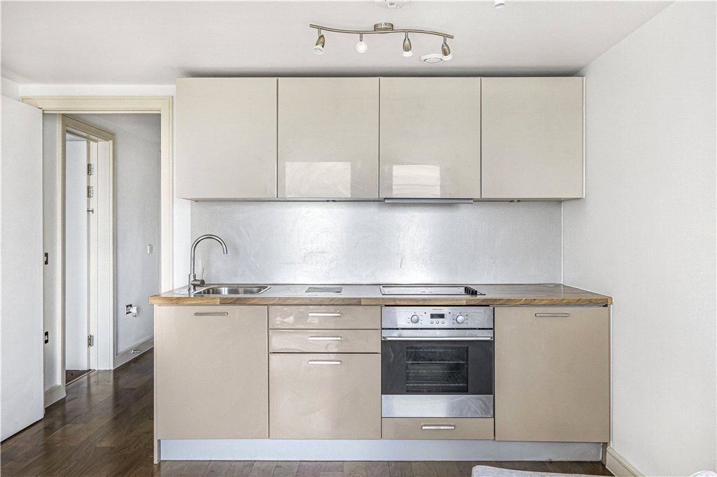 Property photo 2 of 13 Kitchen