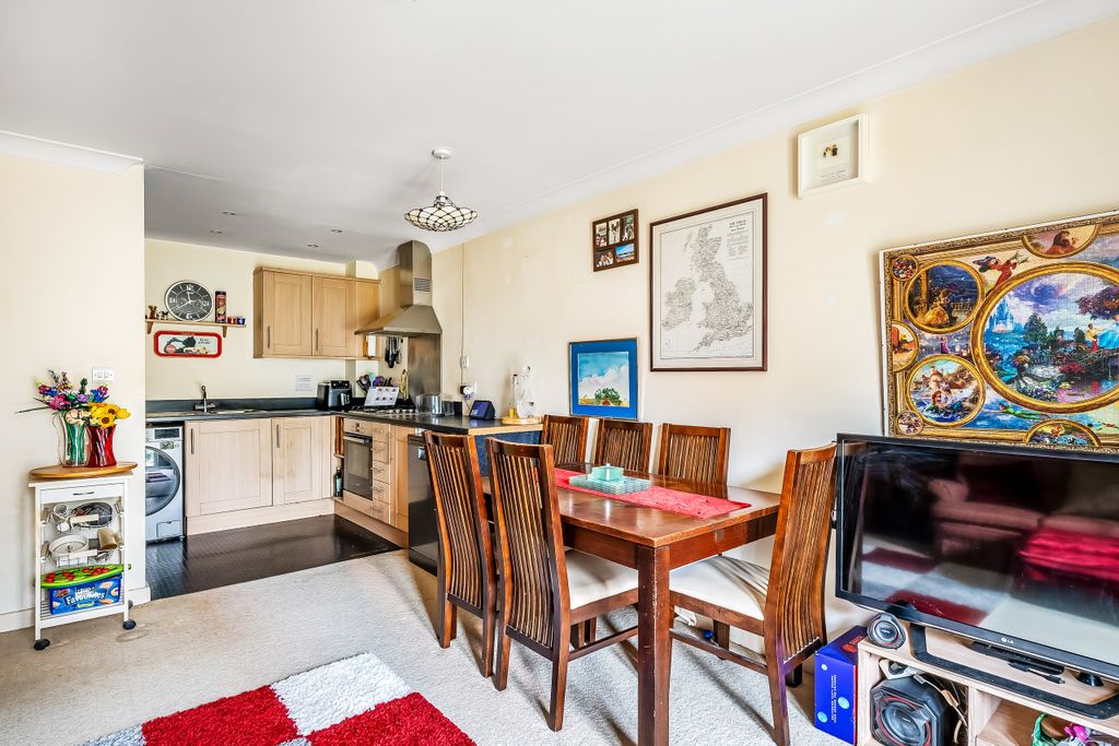 Property photo 2 of 16 2