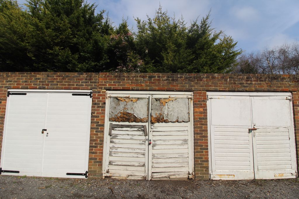 Property photo 2 of 4