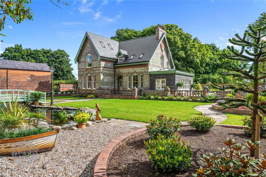 Property photo 1 of 52