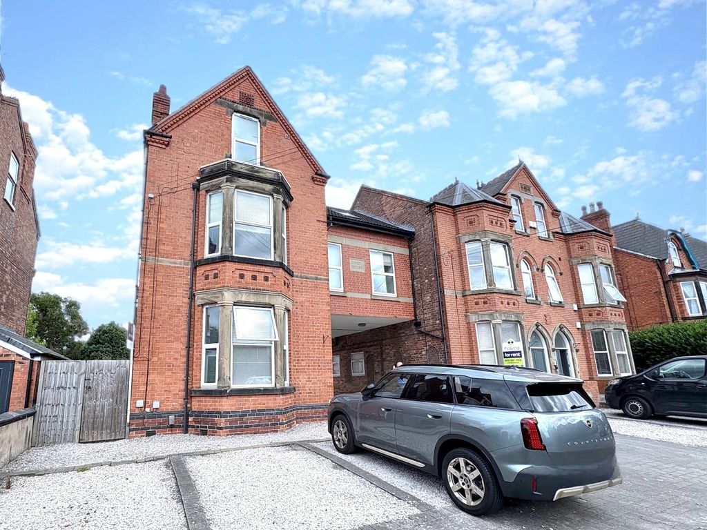 Property photo 1 of 11 Picture No. 17