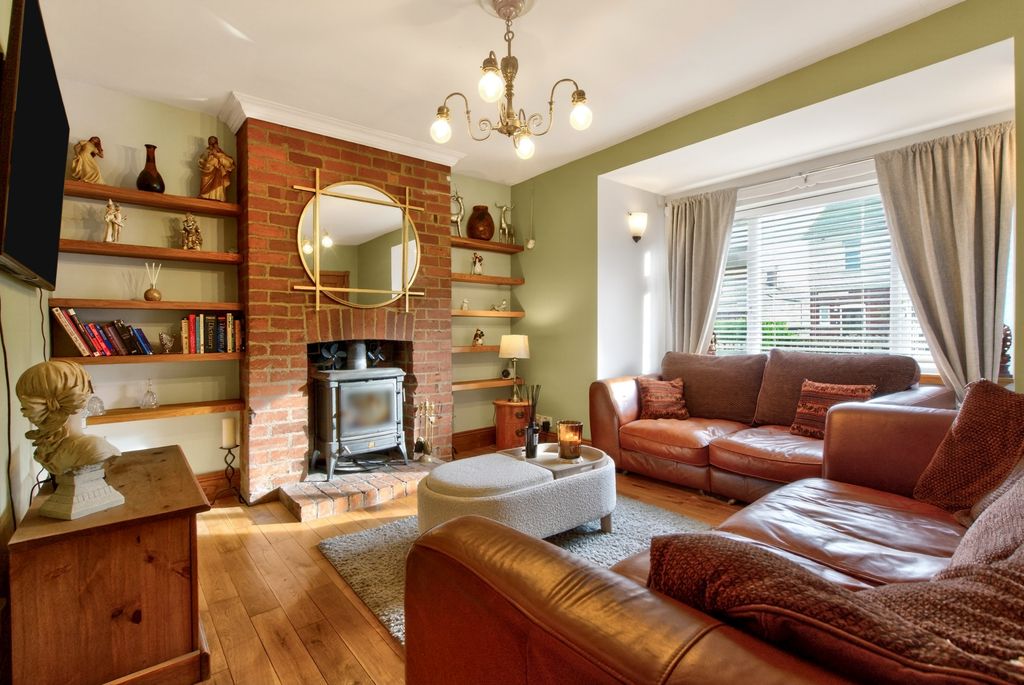 Property photo 1 of 30