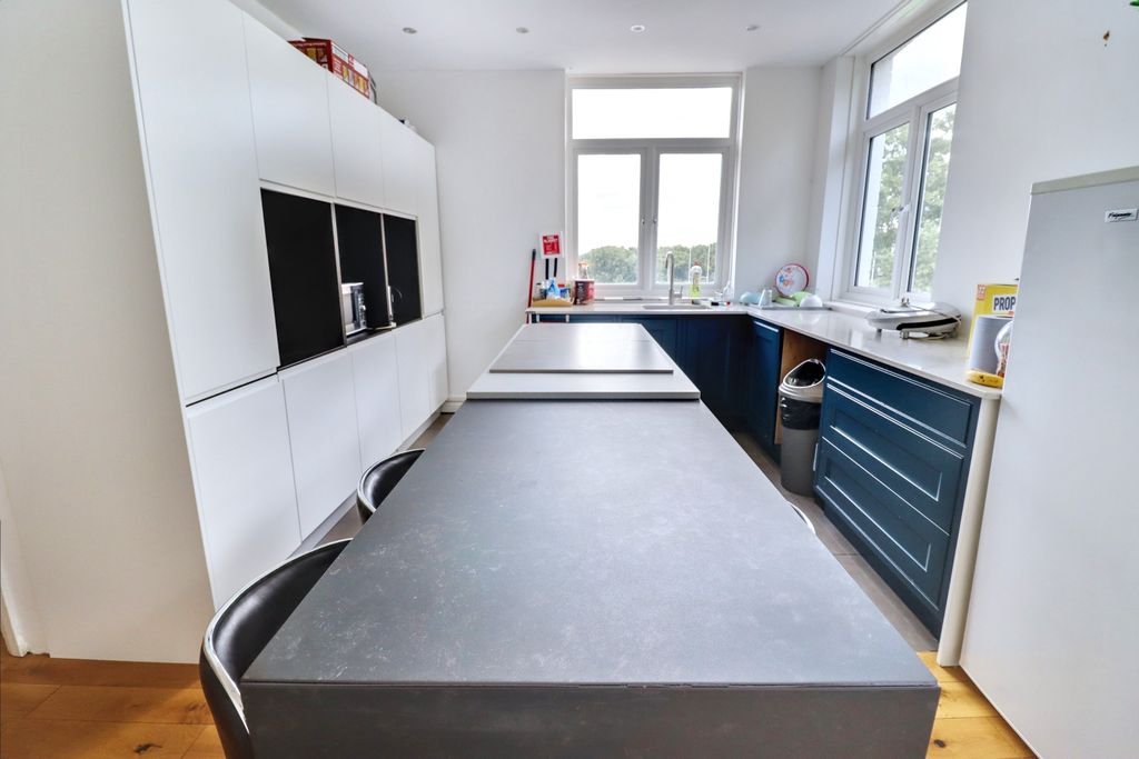 Property photo 3 of 5 Img_2958