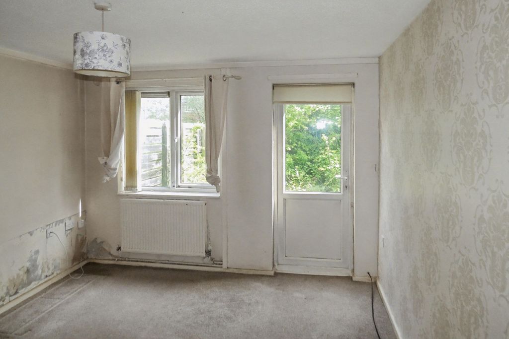 Property photo 2 of 18 42 &amp; 43 Marlfield Close, Ingol, Preston, Lancashire, Pr2 7Al