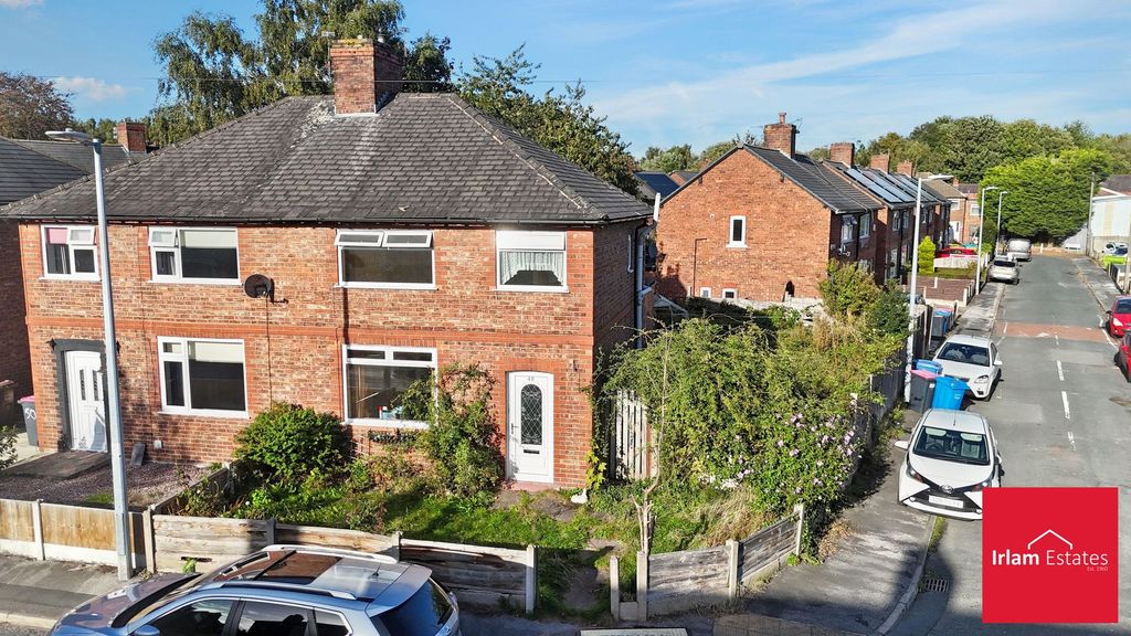 Property photo 1 of 12