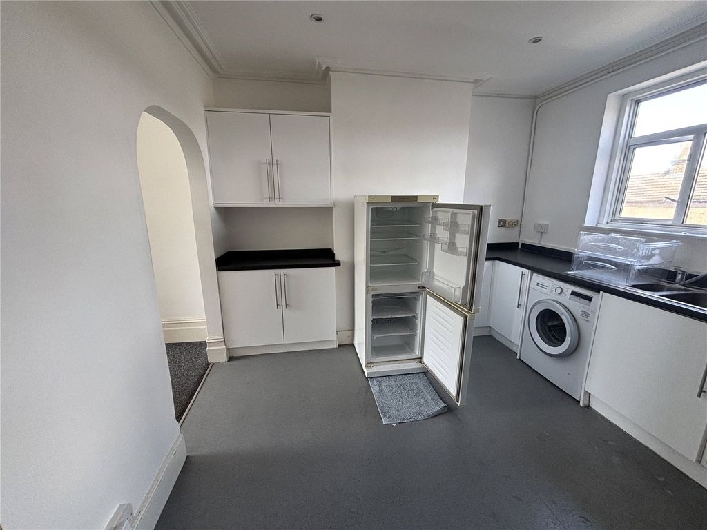 Property photo 2 of 11 Picture No. 02