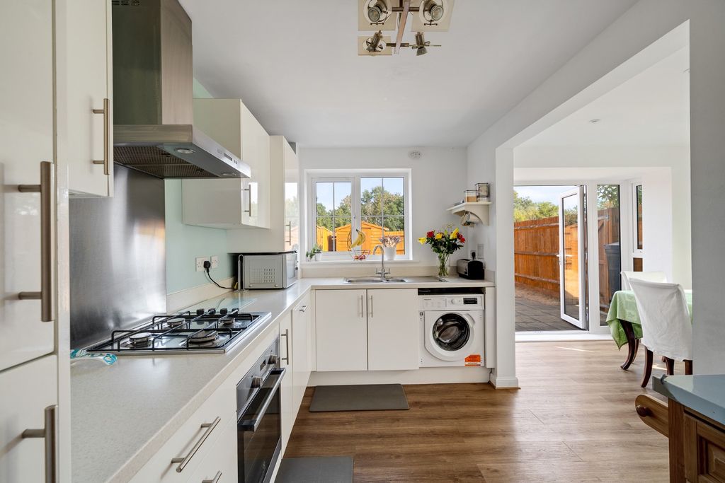 Property photo 3 of 16 5348962