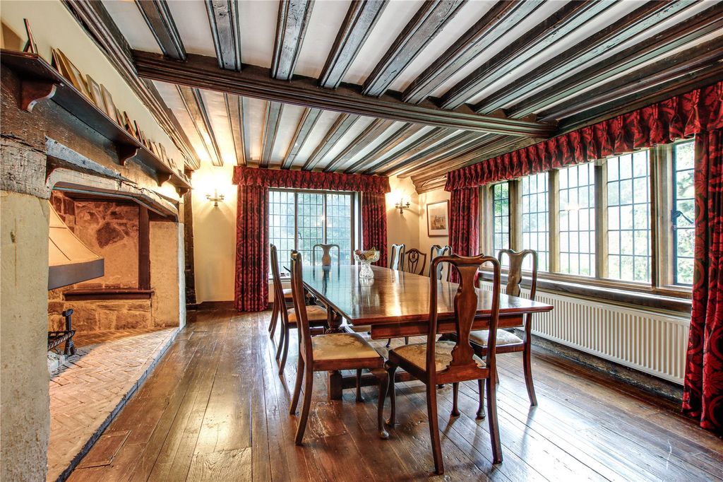 Property photo 2 of 17 Dining Room