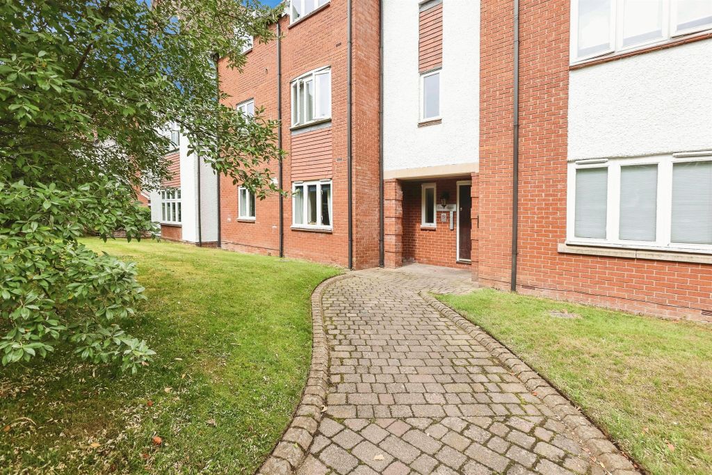 Property photo 2 of 4
