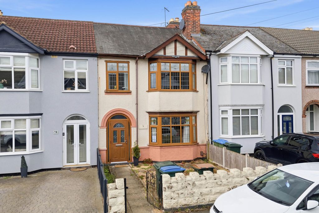 Property photo 1 of 25 Front (Exterior)