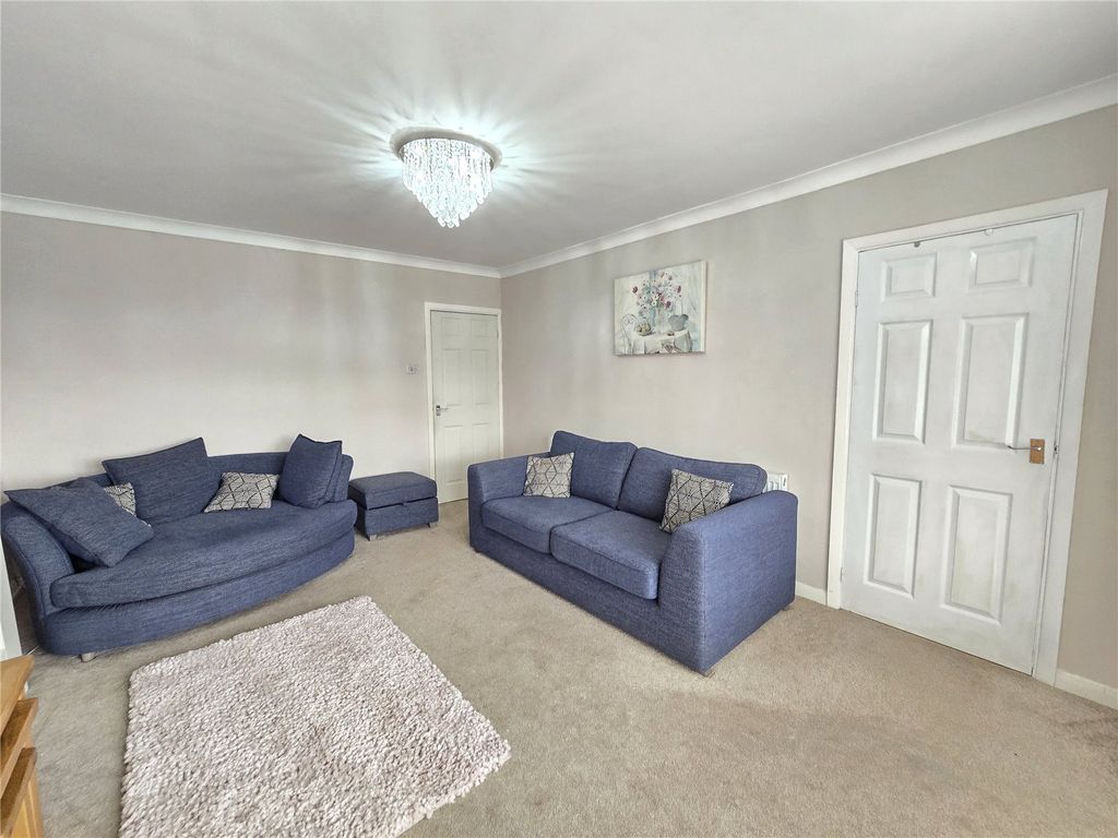 Property photo 3 of 16 Picture No. 37