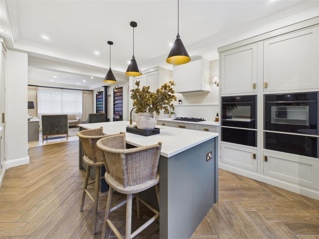 Property photo 2 of 36 Open Plan Kitchen