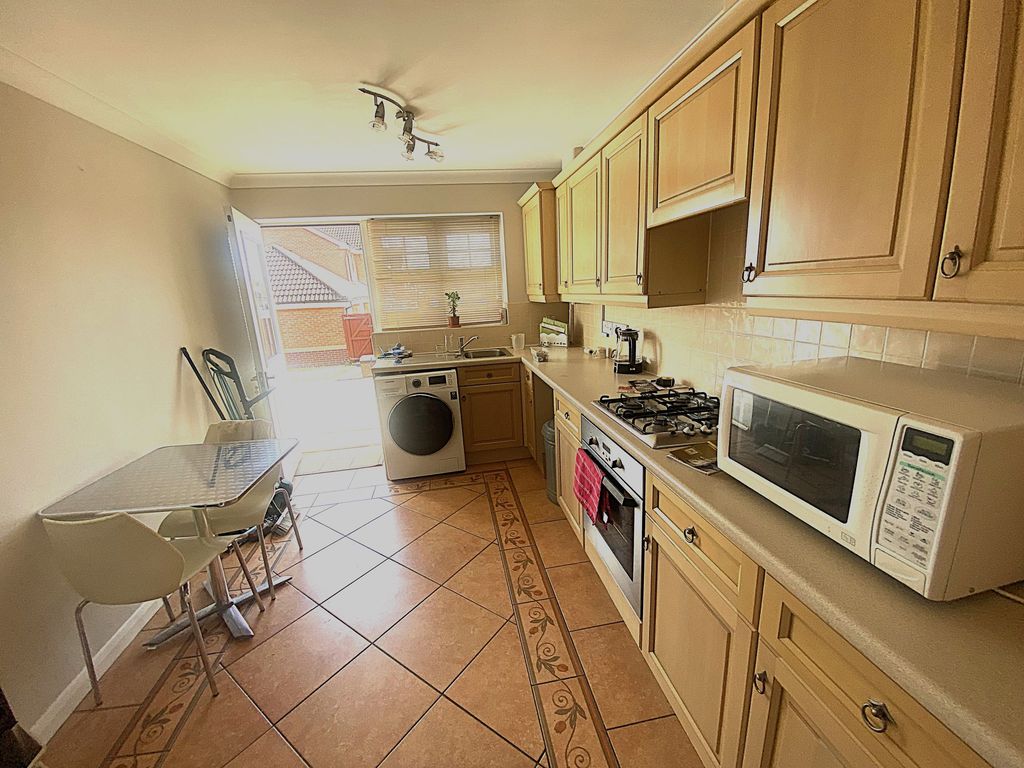 Property photo 3 of 15