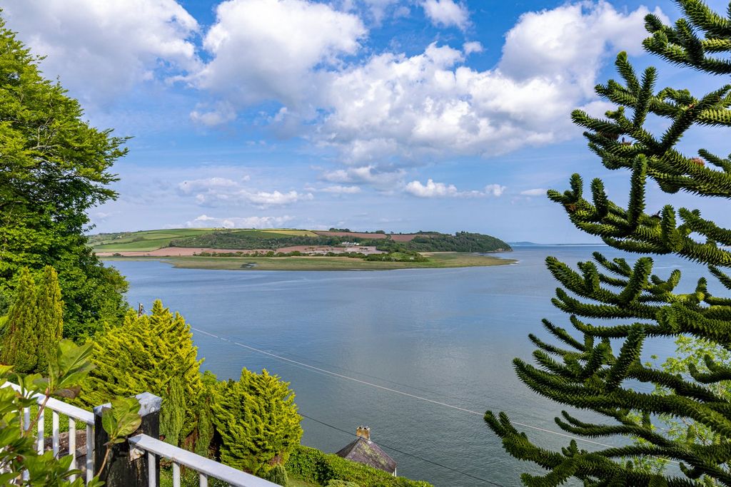 Additional image 25 of 4 bed detached house for saleCliff Road, Laugharne, Carmarthen SA33