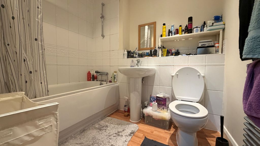 Property photo 3 of 5