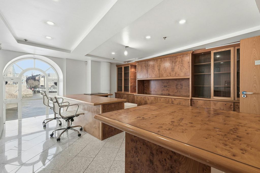 Property photo 3 of 18 14.Jpg