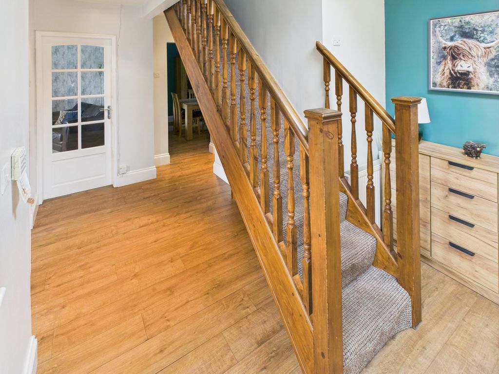 Property photo 2 of 38 Cam04233G0-Pr0021-Still015