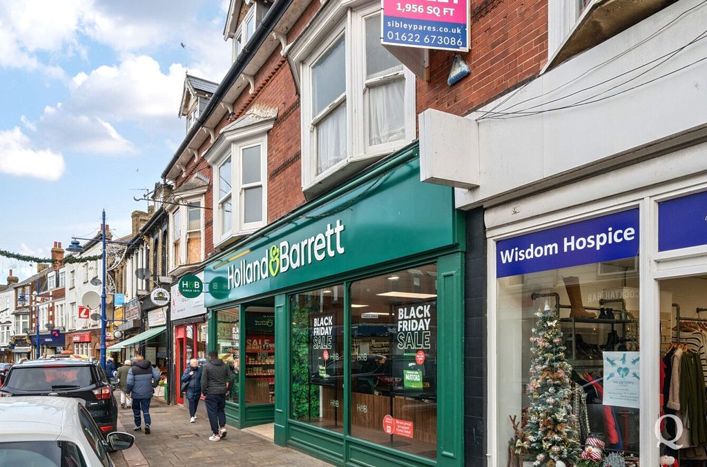 Property photo 2 of 20 Picture No. 04