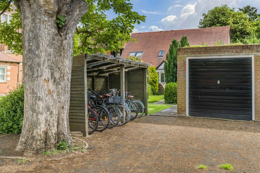 Additional image 12 of 1 bed flat for saleBardwell Road, Oxford OX2