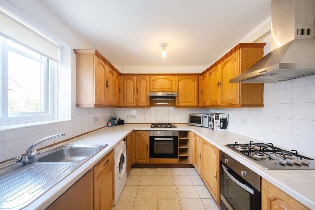 Property photo 1 of 10 Photo 10