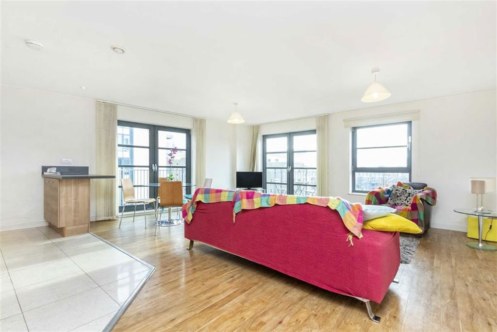 Property photo 2 of 6