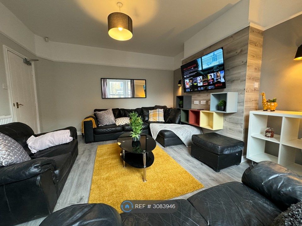 Property photo 3 of 19