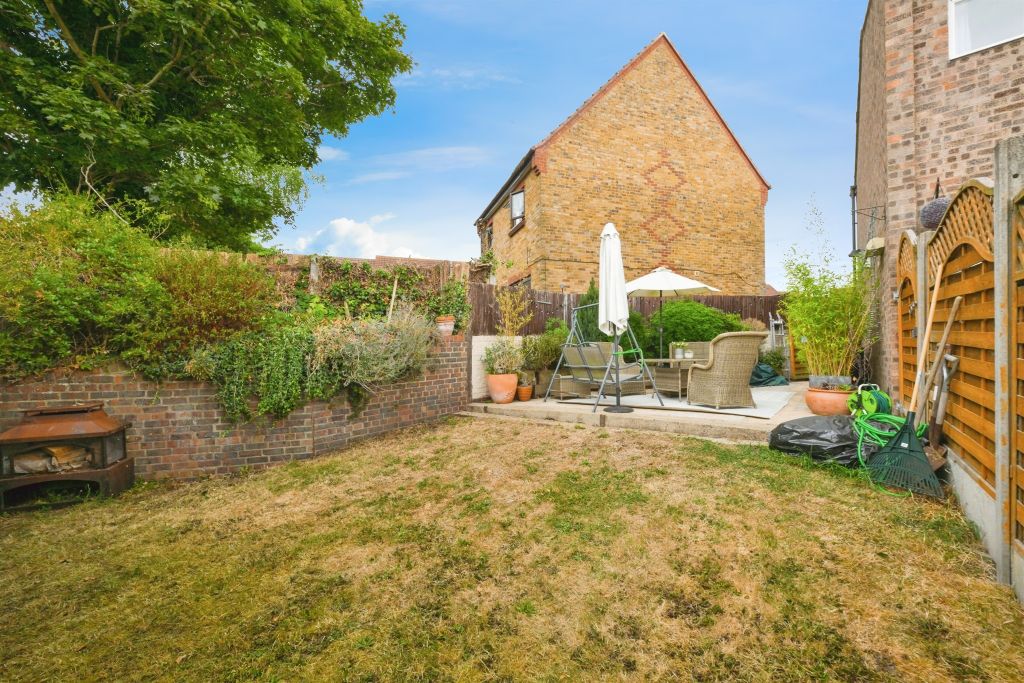 Property photo 2 of 16