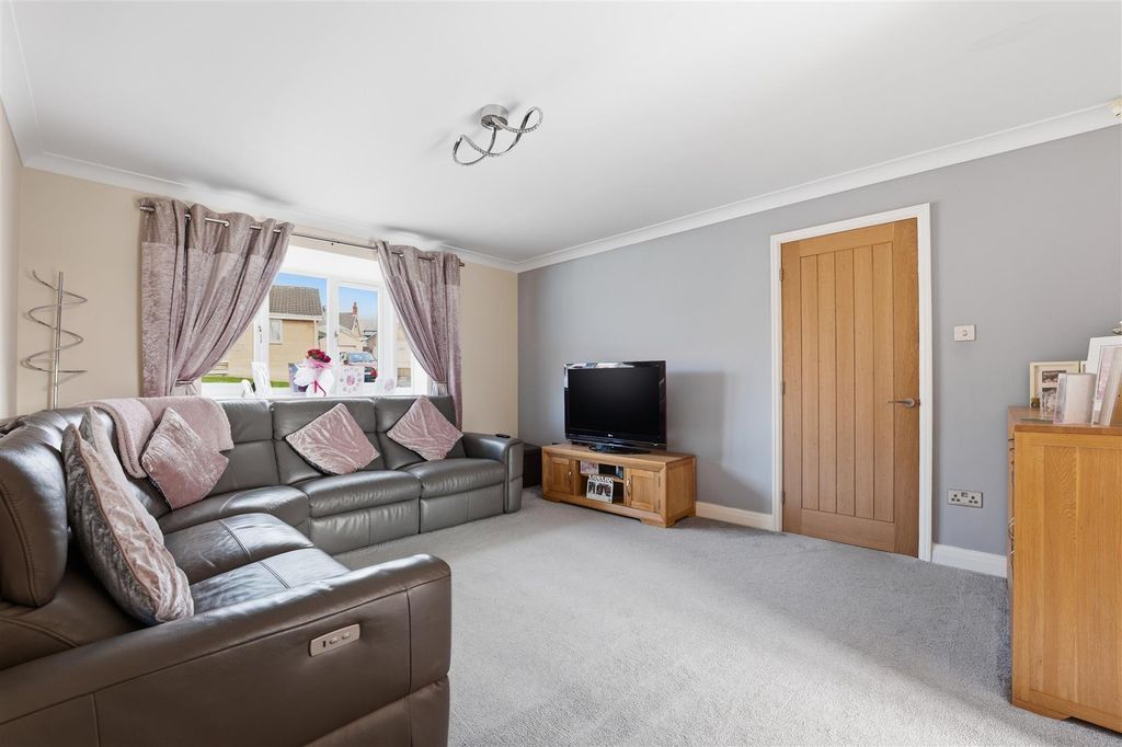 Property photo 3 of 32 P1720662.Jpg