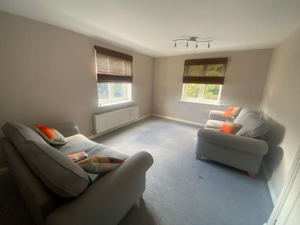 Property photo 2 of 6 Living Room