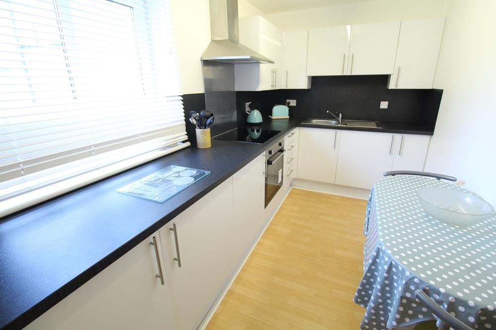 Property photo 1 of 6 Kitchen