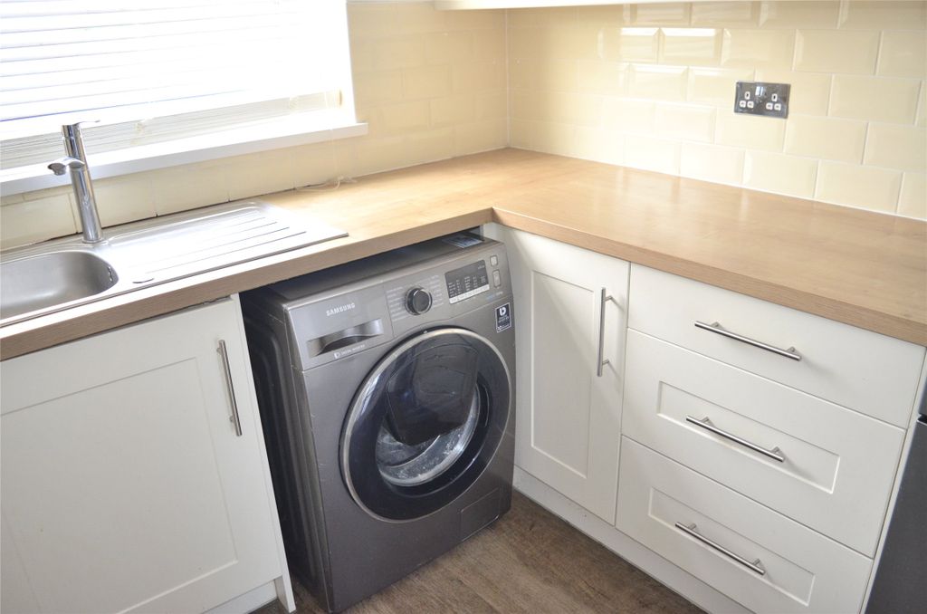 Property photo 3 of 12 Picture No. 24