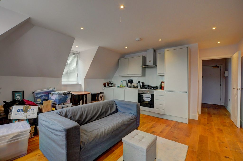 Property photo 2 of 6 3626-Hr-1