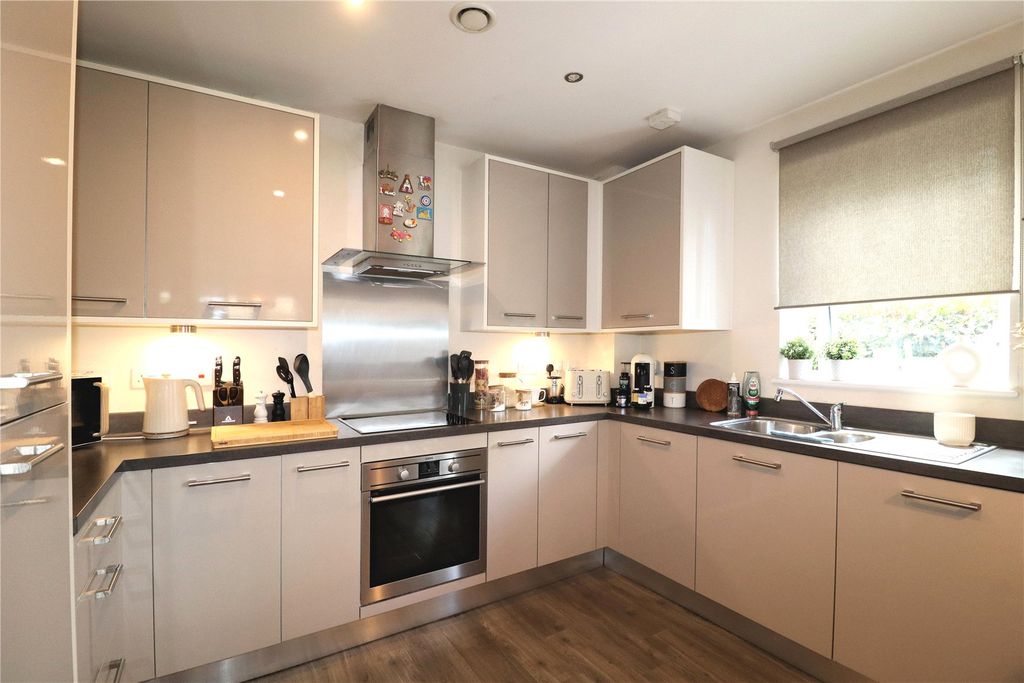 Property photo 2 of 10 Picture No. 07