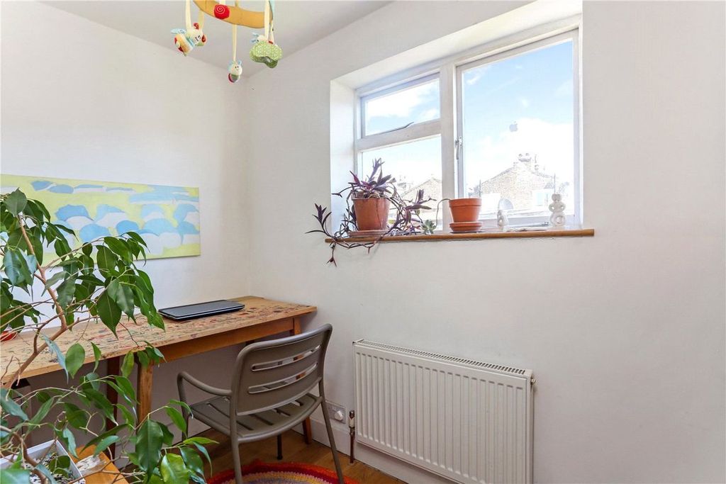 Property photo 3 of 7