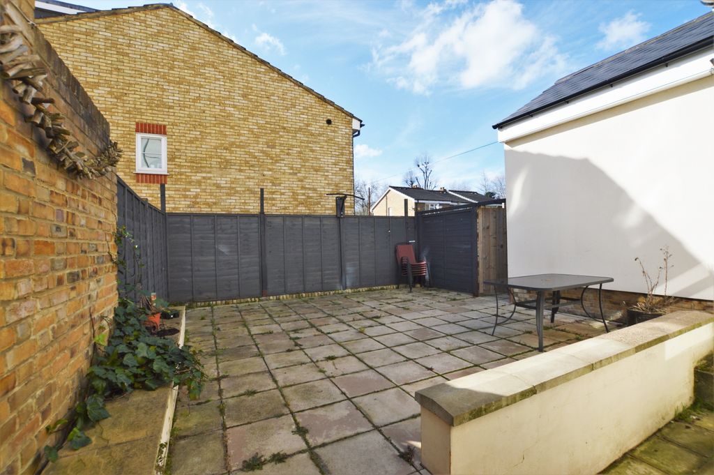 Property photo 1 of 11 Private Courtyard