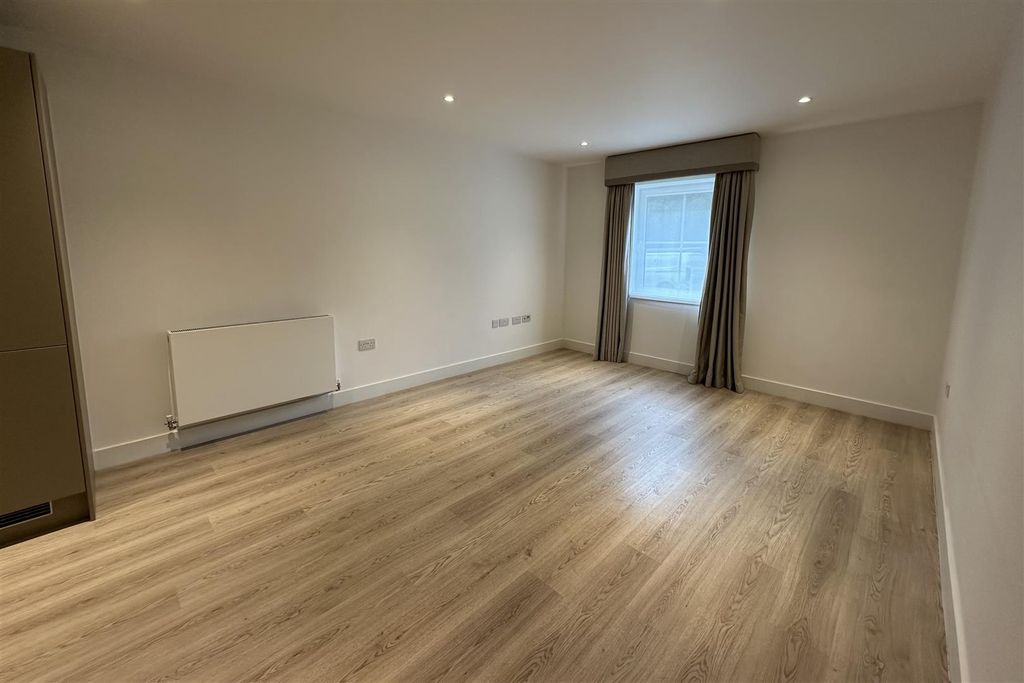 Property photo 3 of 12 Img_7569.Jpeg