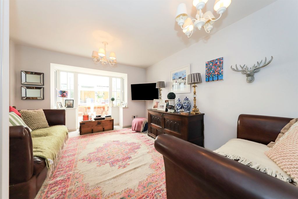 Property photo 3 of 16