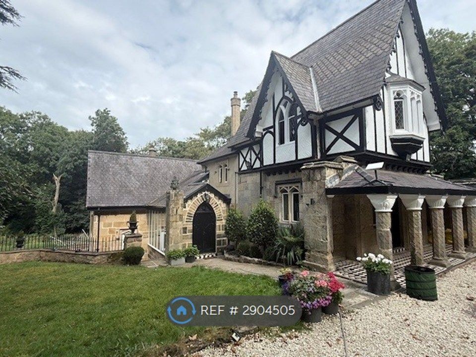 Property photo 1 of 25