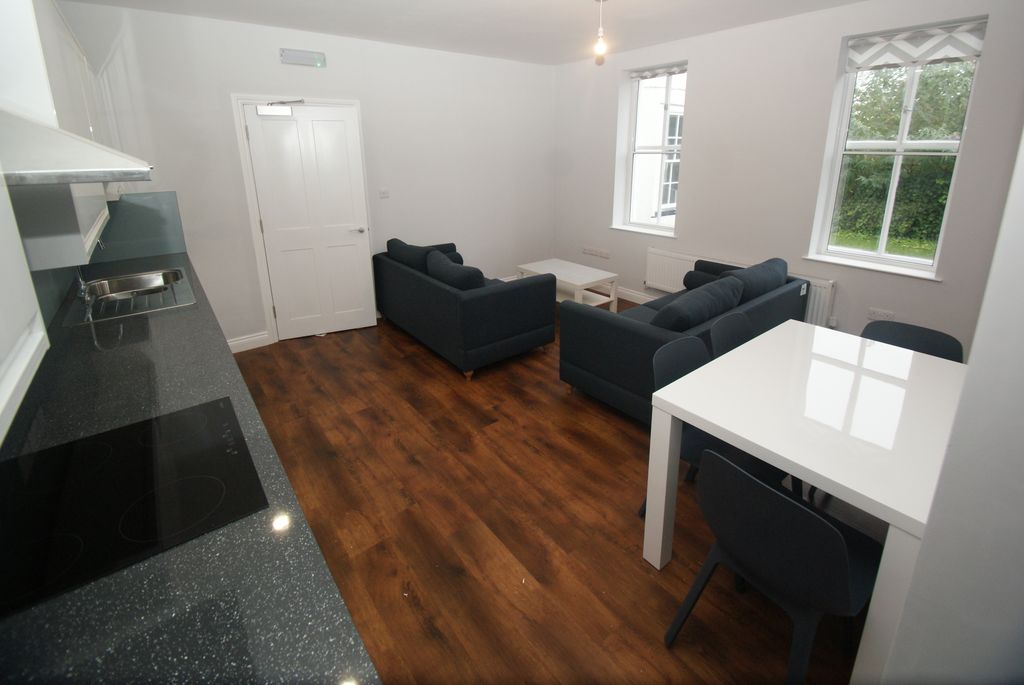 Property photo 3 of 12 Dsc09444.Jpg